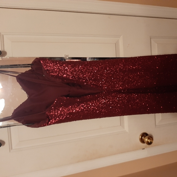 Sorella vita burgundy bridesmaid dress size 10 - Picture 3 of 4
